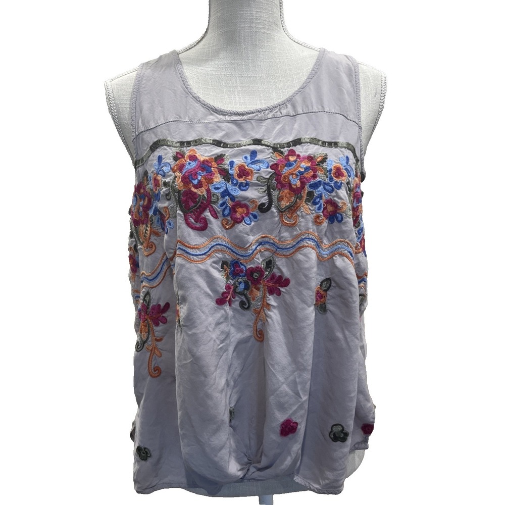 Umgee Embroidered Front Tee Tank Womens Size Large Sleeveless Gray Floral Summer